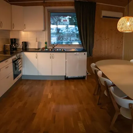Apartment Destination Senja - Stonglandseidet